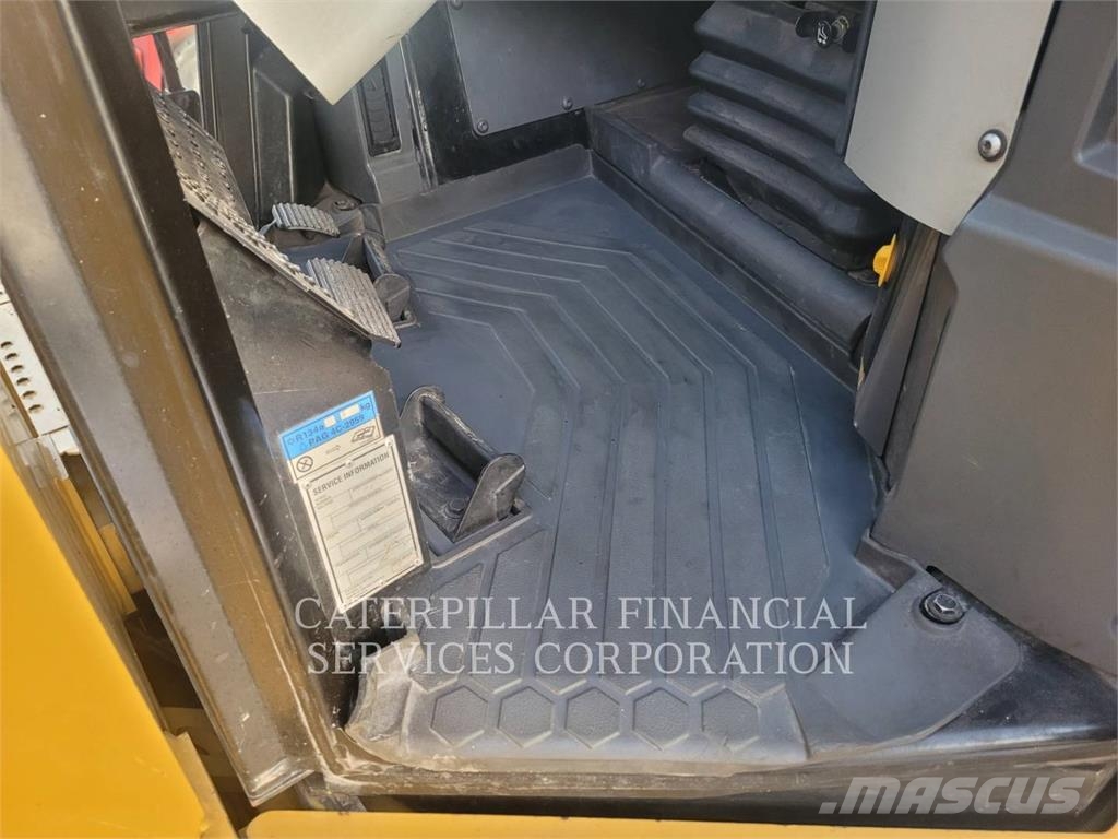CAT D9T Μπουλντόζες με ερπύστριες