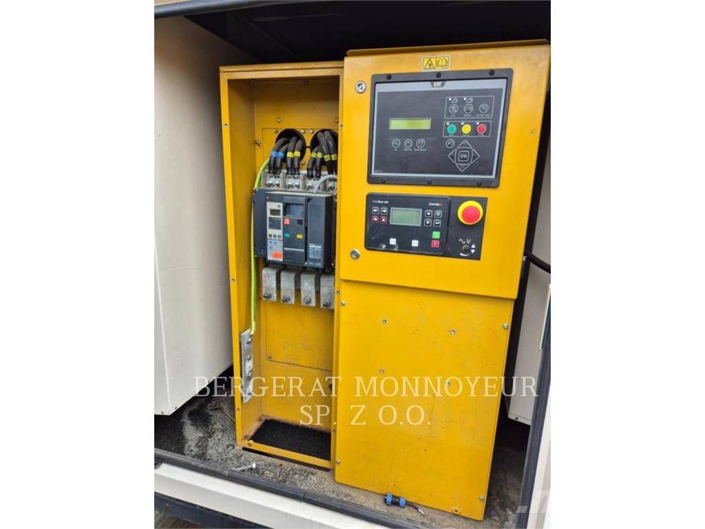 CAT DE550E3 مولدات ديزل