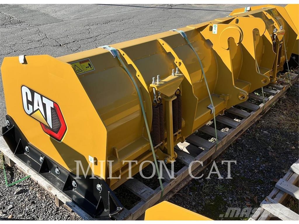 CAT ERPILLAR 12 FOOT SNOW PUSHER Lançadores de neve