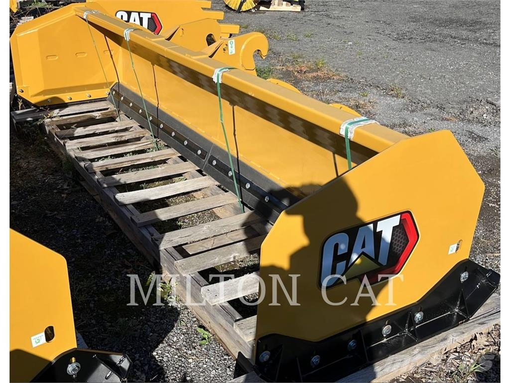 CAT ERPILLAR 12 FOOT SNOW PUSHER Lançadores de neve