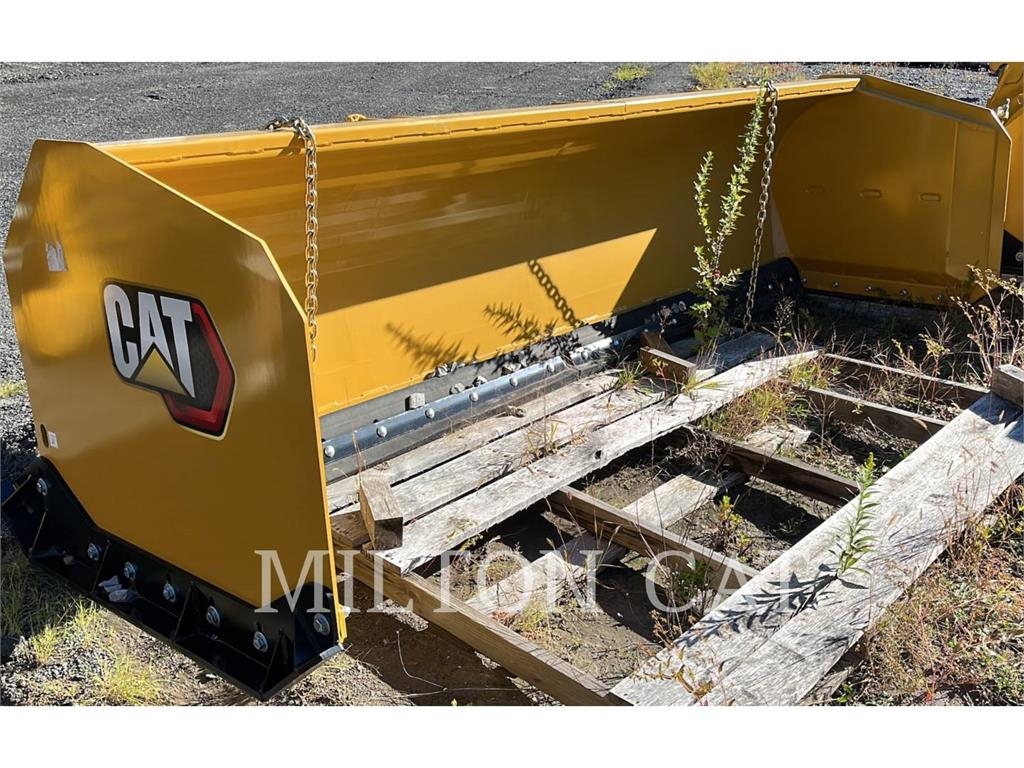 CAT ERPILLAR 12 FOOT SNOW PUSHER Lançadores de neve
