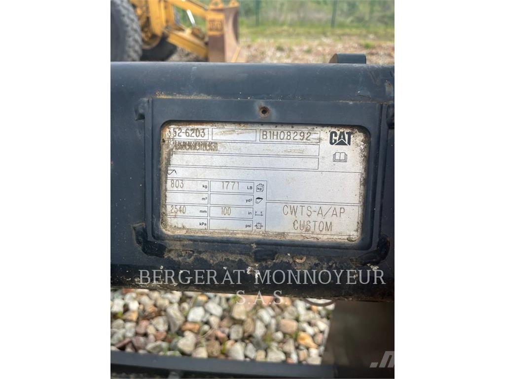 CAT FOURCHE-966-963-FORKS-352-6203 Construction - Autres