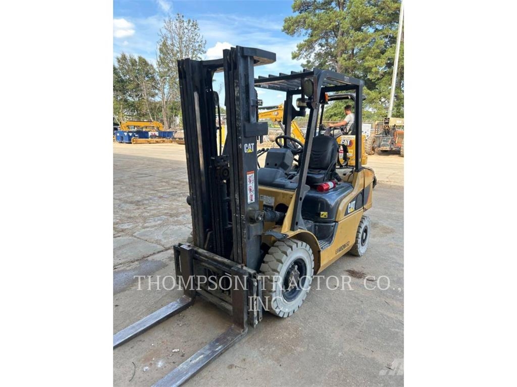 CAT GP25N5 Gaffeltrucker - Annet