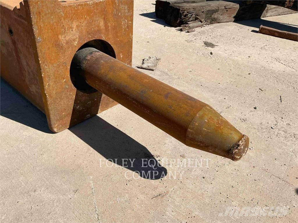CAT H160 GC S مطارق / كسارات