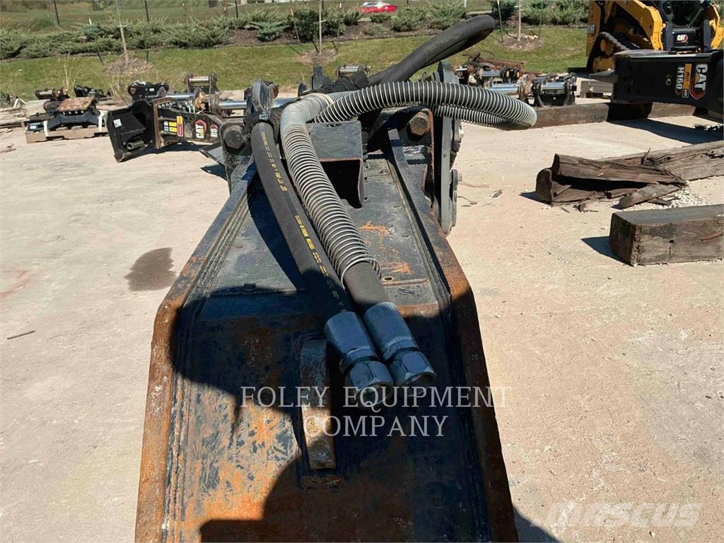 CAT H160 GC S مطارق / كسارات