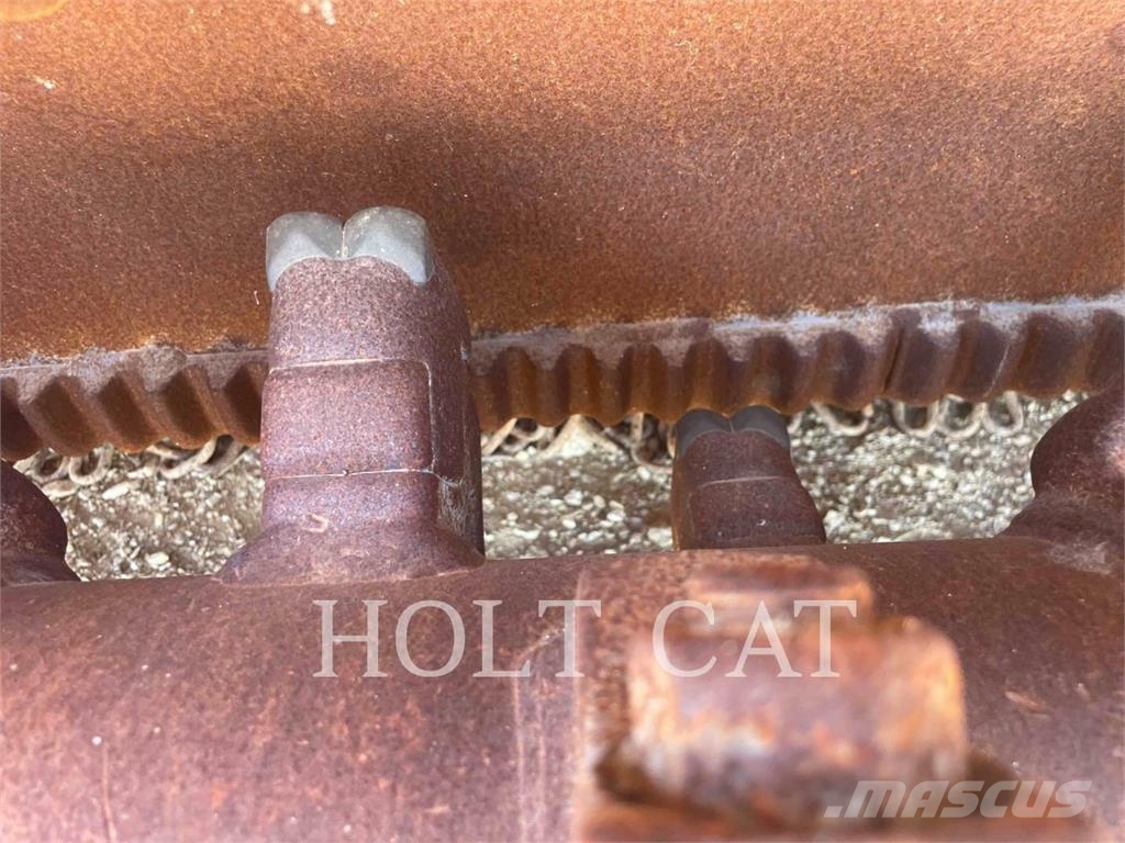 CAT HM415C 林業覆蓋機