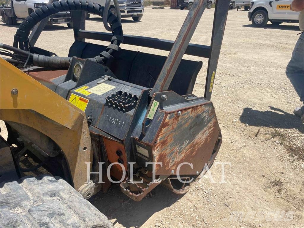 CAT HM415C 林業覆蓋機