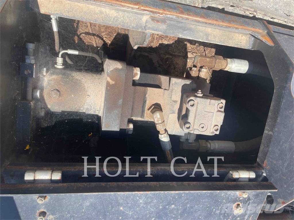 CAT HM415C 林業覆蓋機