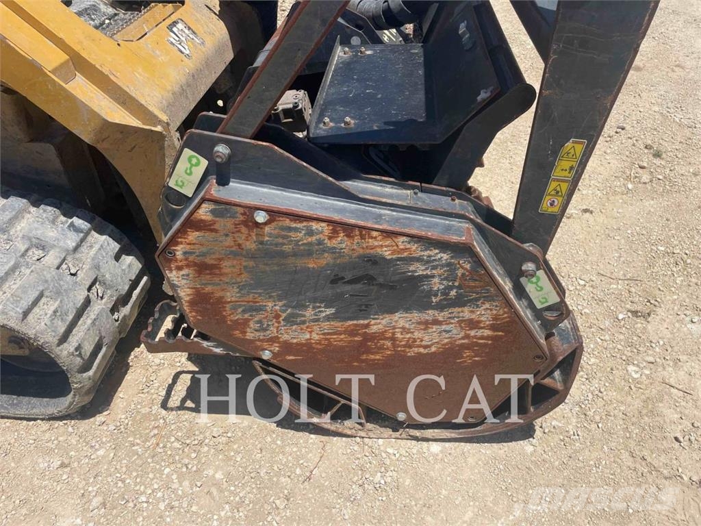 CAT HM415C 林業覆蓋機