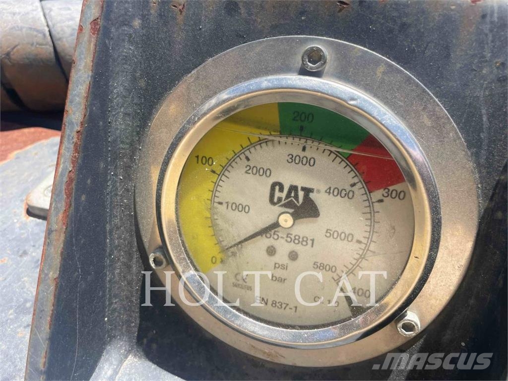 CAT HM415C 林業覆蓋機