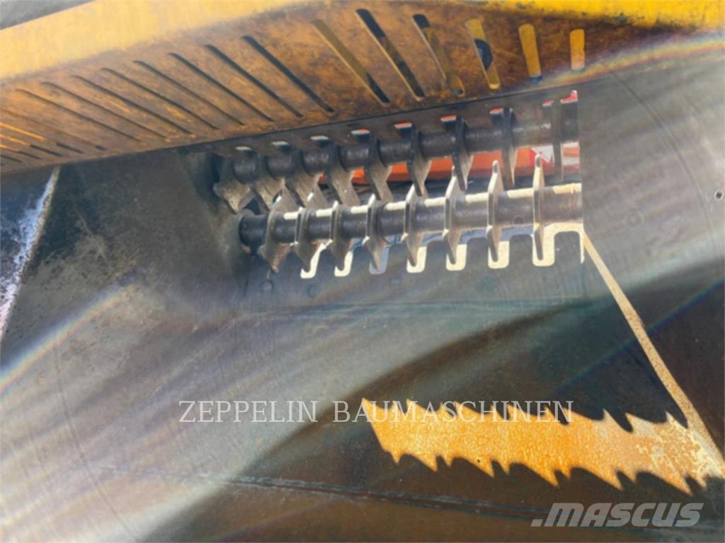 CAT HSD214 SEPERATOR Schaufeln