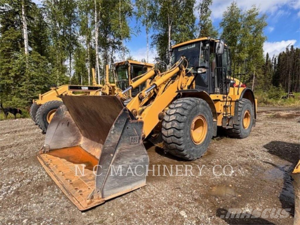 CAT IT62H Rataslaadurid