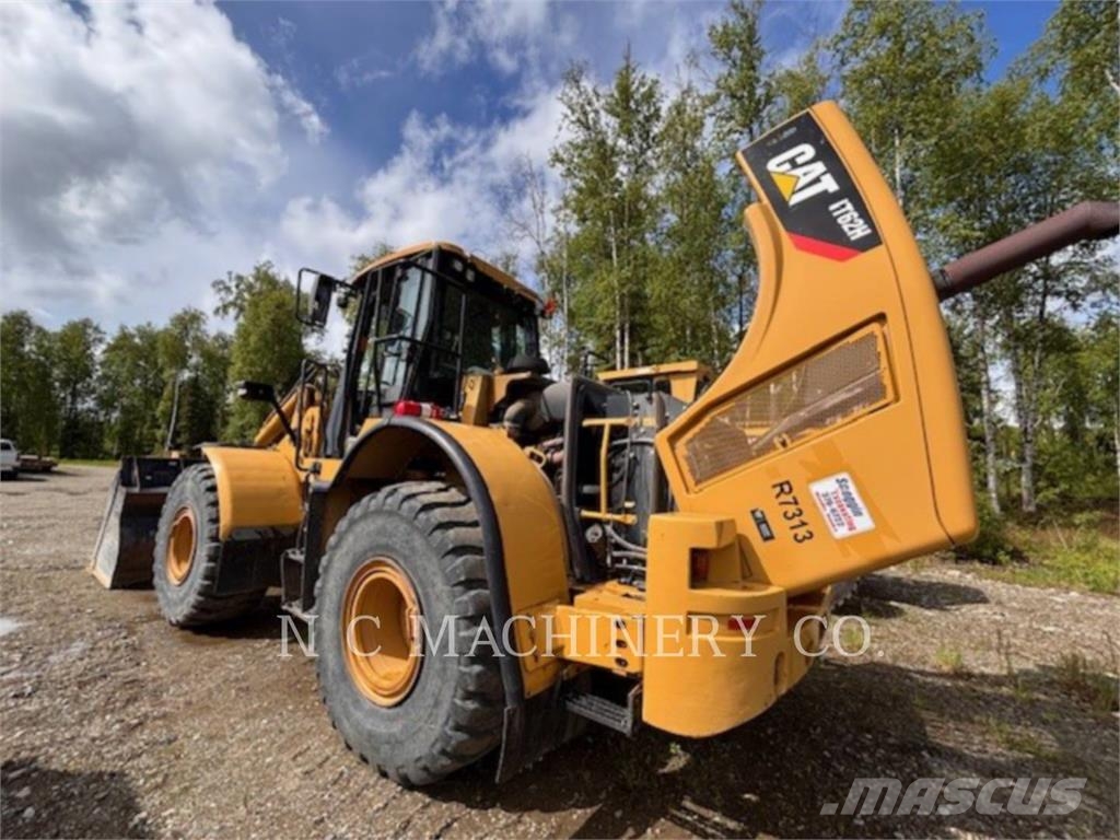 CAT IT62H Rataslaadurid