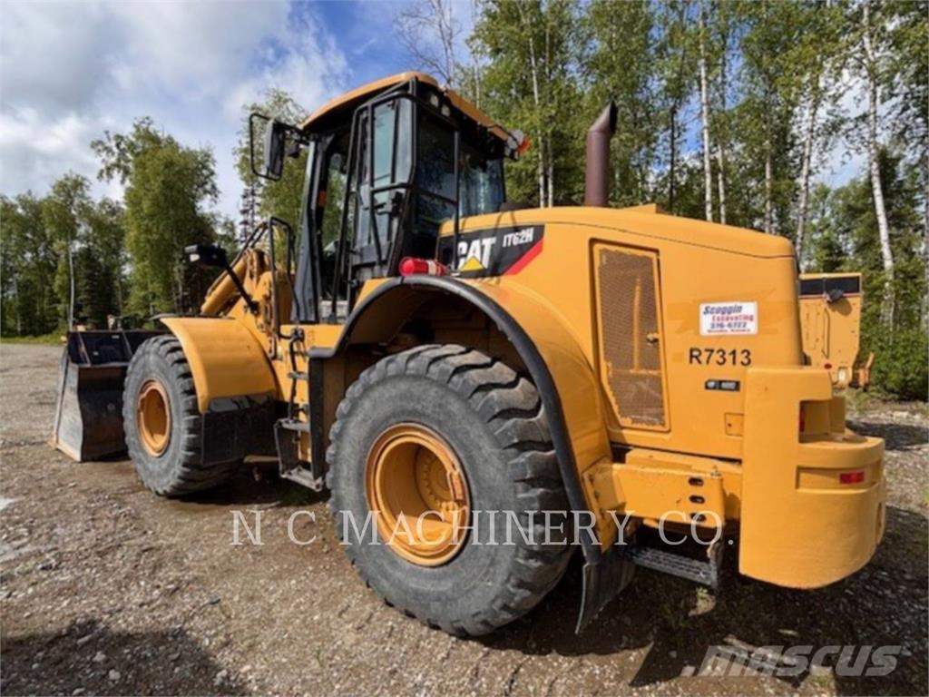 CAT IT62H Rataslaadurid