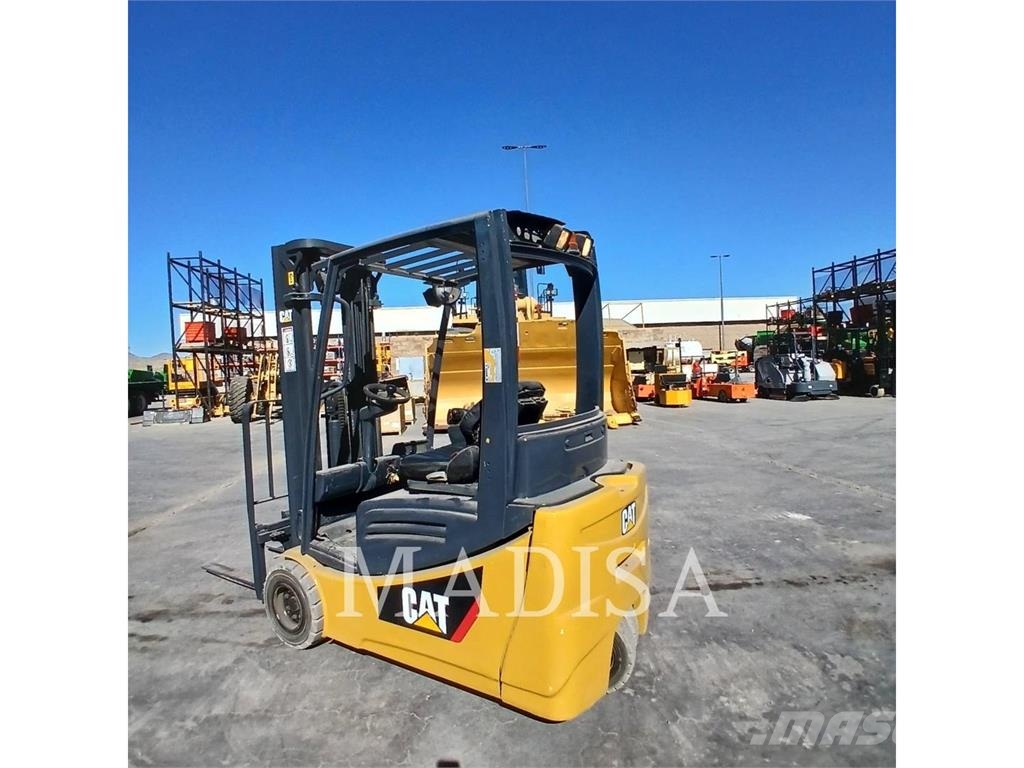 CAT LIFT TRUCKS 2ET4000 Elektro Stapler