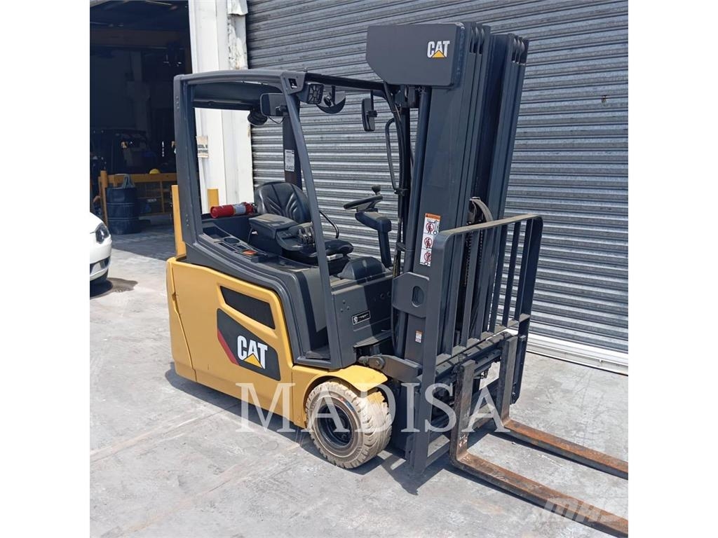 CAT LIFT TRUCKS 2ET4000-48 Autres Chariots élévateurs