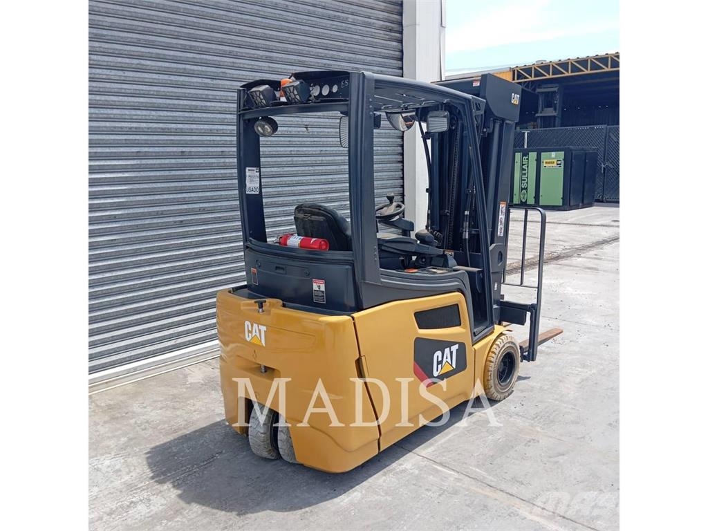 CAT LIFT TRUCKS 2ET4000-48 Autres Chariots élévateurs