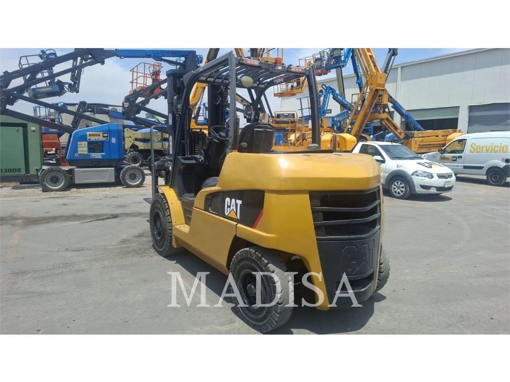 CAT LIFT TRUCKS DP50NM 柴油卡車