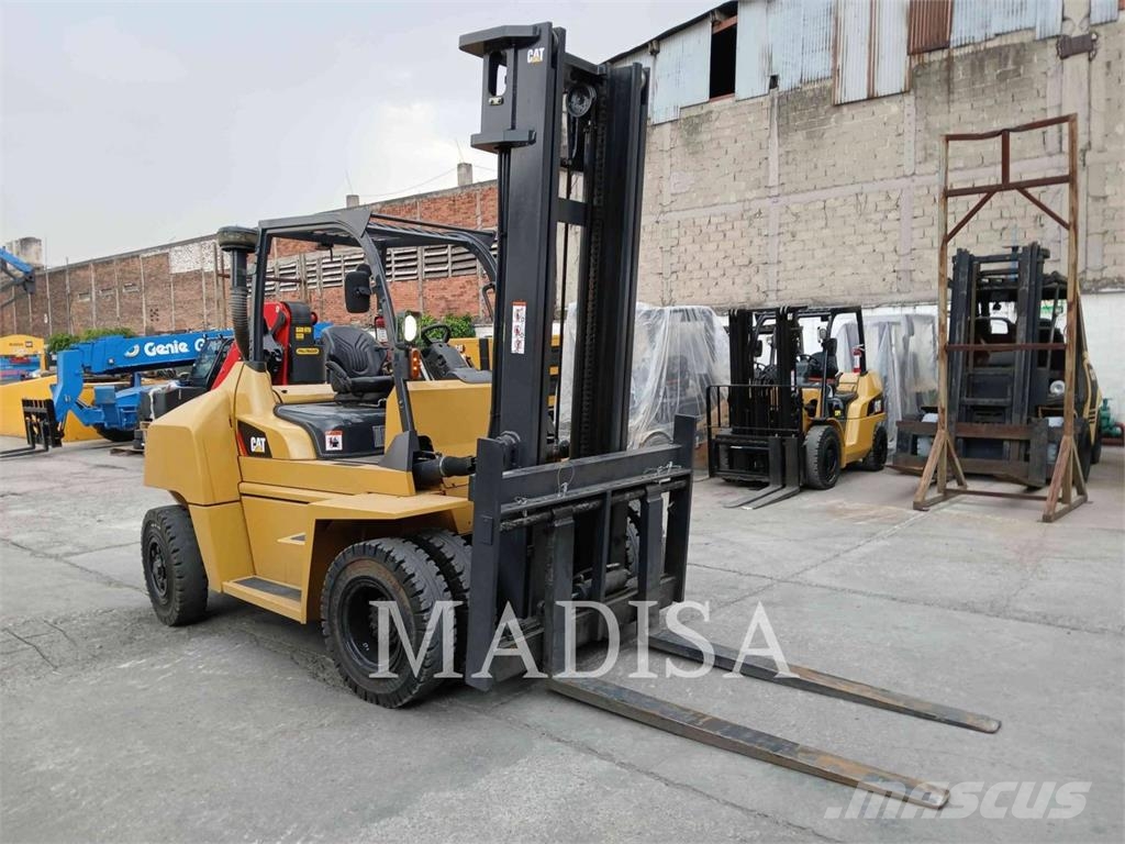 CAT LIFT TRUCKS DP70NM-D Dieseltrukit
