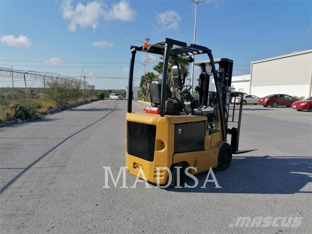CAT LIFT TRUCKS EC25N2-AC Viljuškari - ostalo