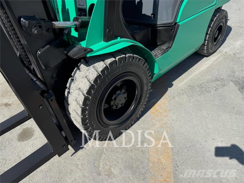 CAT LIFT TRUCKS FG30N-LP Інше