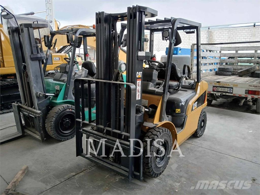 CAT LIFT TRUCKS GP25N5-LE Gaffeltrucks - andre