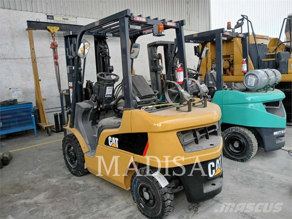 CAT LIFT TRUCKS GP25N5-LE Gaffeltrucks - andre