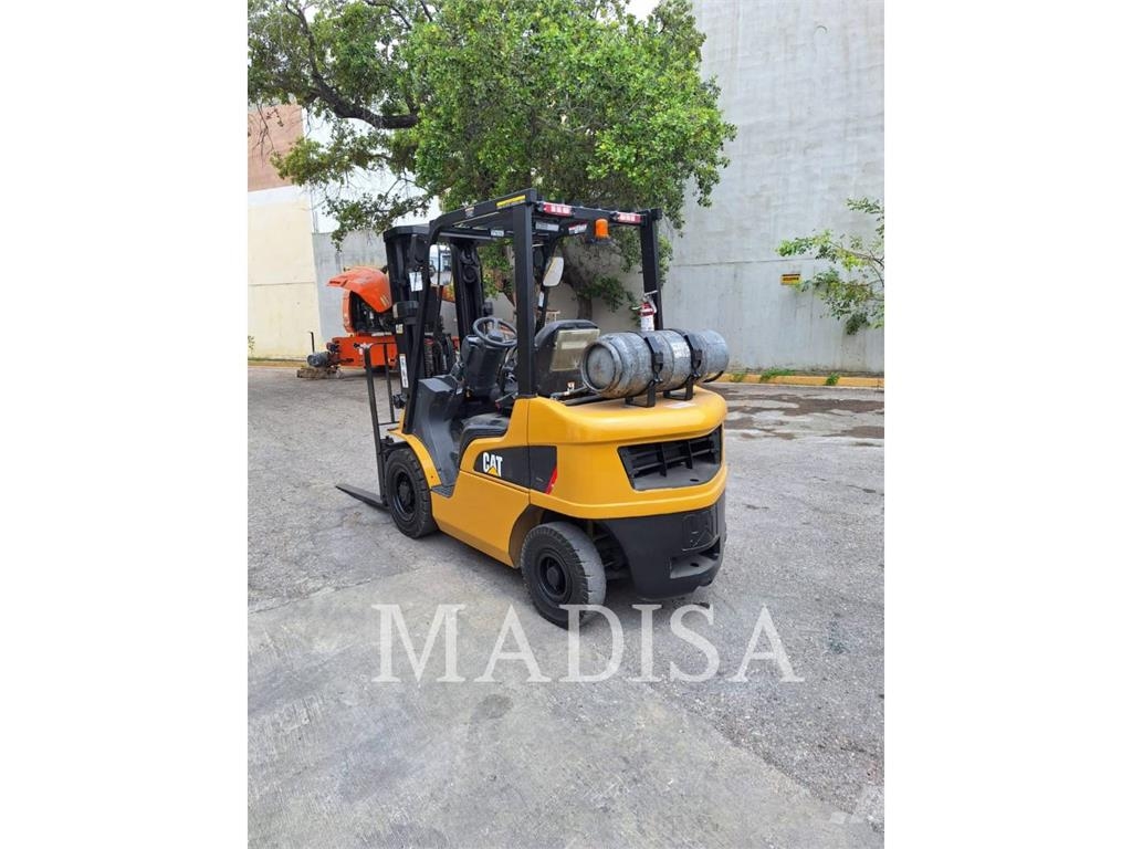 CAT LIFT TRUCKS GP25N5-LE Gaffeltrucks - andre