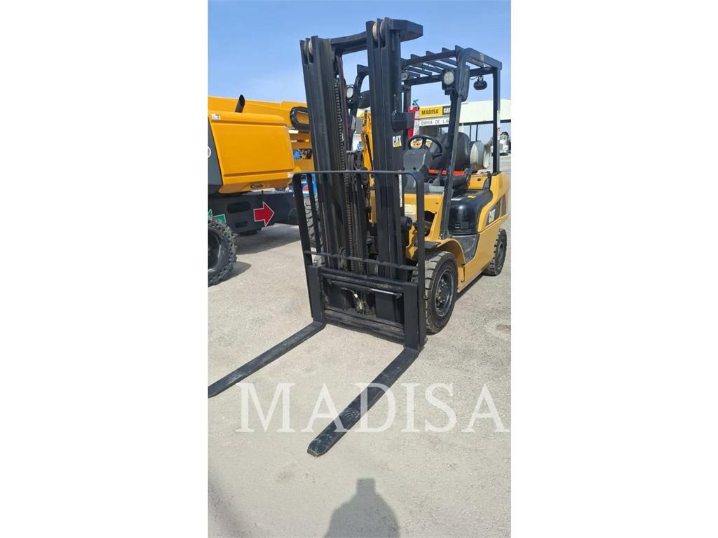 CAT LIFT TRUCKS GP25N5-LE Gaffeltrucks - andre