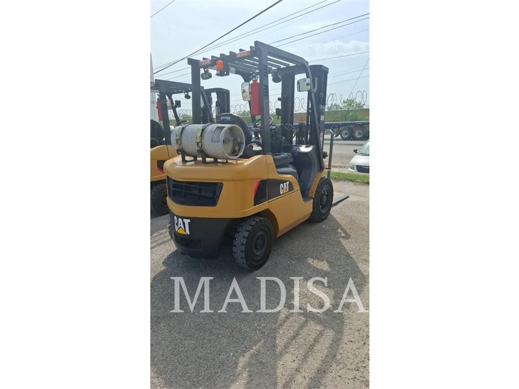 CAT LIFT TRUCKS GP25N5-LE Gaffeltrucks - andre