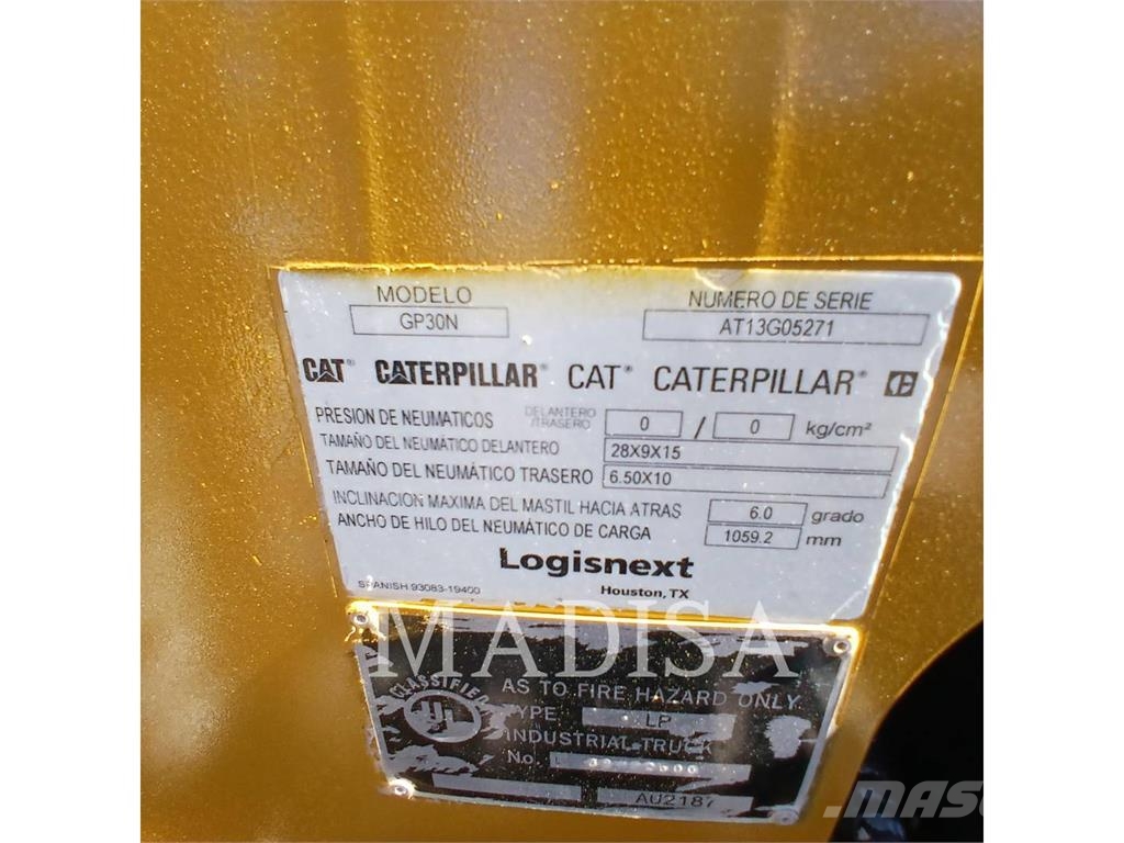 CAT LIFT TRUCKS GP30N5-LE شاحنات LPG
