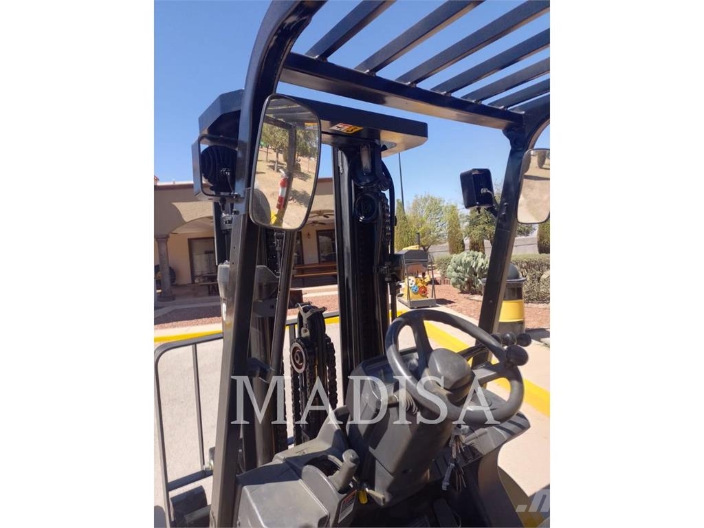 CAT LIFT TRUCKS GP35N5-LE شاحنات LPG