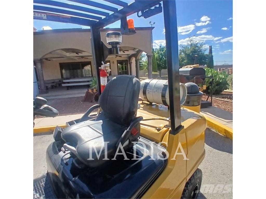 CAT LIFT TRUCKS GP35N5-LE شاحنات LPG