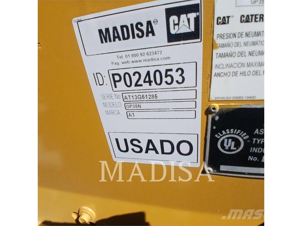 CAT LIFT TRUCKS GP35N5-LE شاحنات LPG