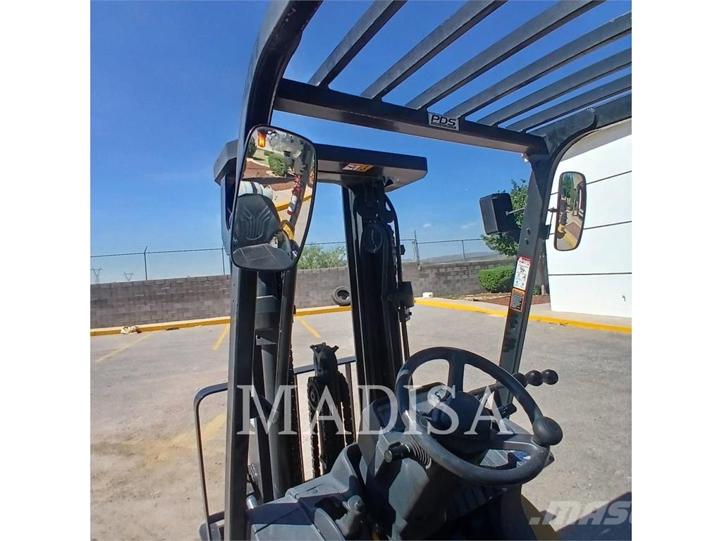 CAT LIFT TRUCKS GP35N5-LE شاحنات LPG