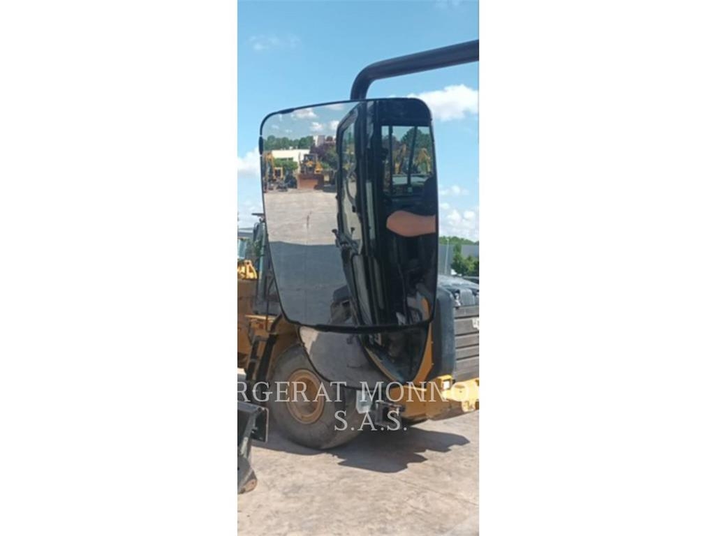 CAT M314 Escavatori gommati