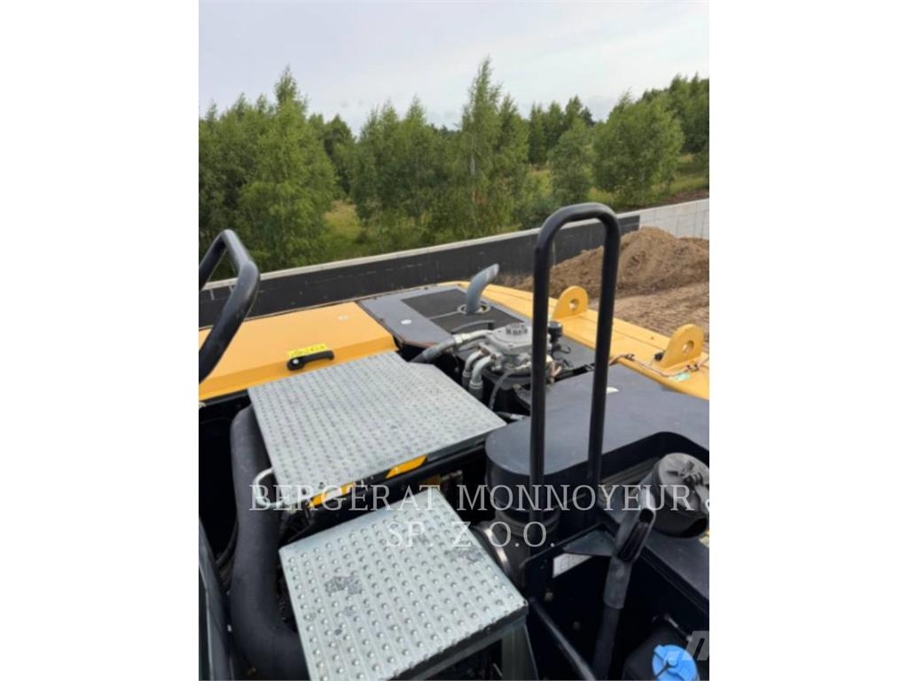 CAT M314F Колёсные экскаваторы