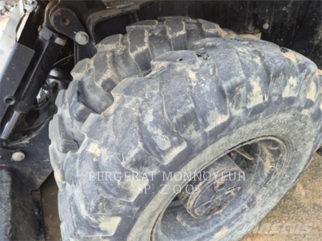 CAT M314F Колёсные экскаваторы
