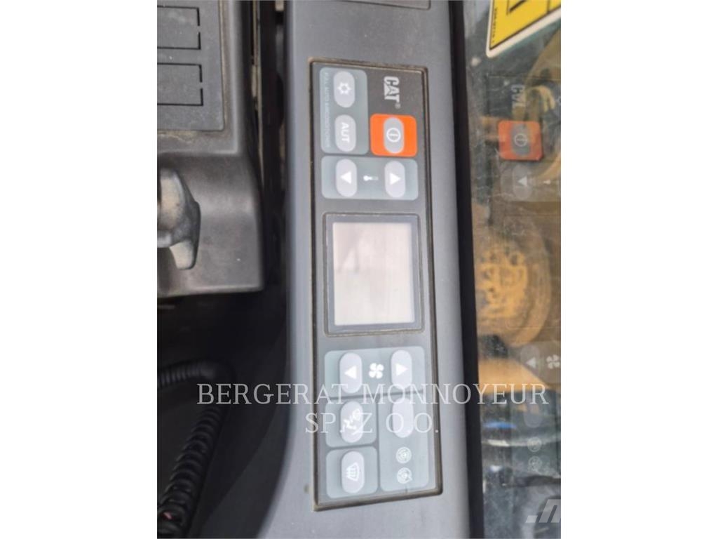 CAT M314F Колёсные экскаваторы