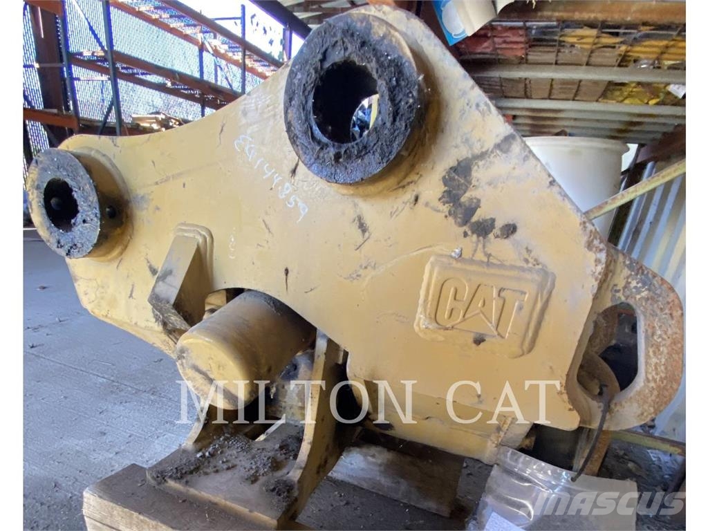 CAT M314F/M316F/M318F TILTING PIN LOCK COUPLER Rýchlospojky