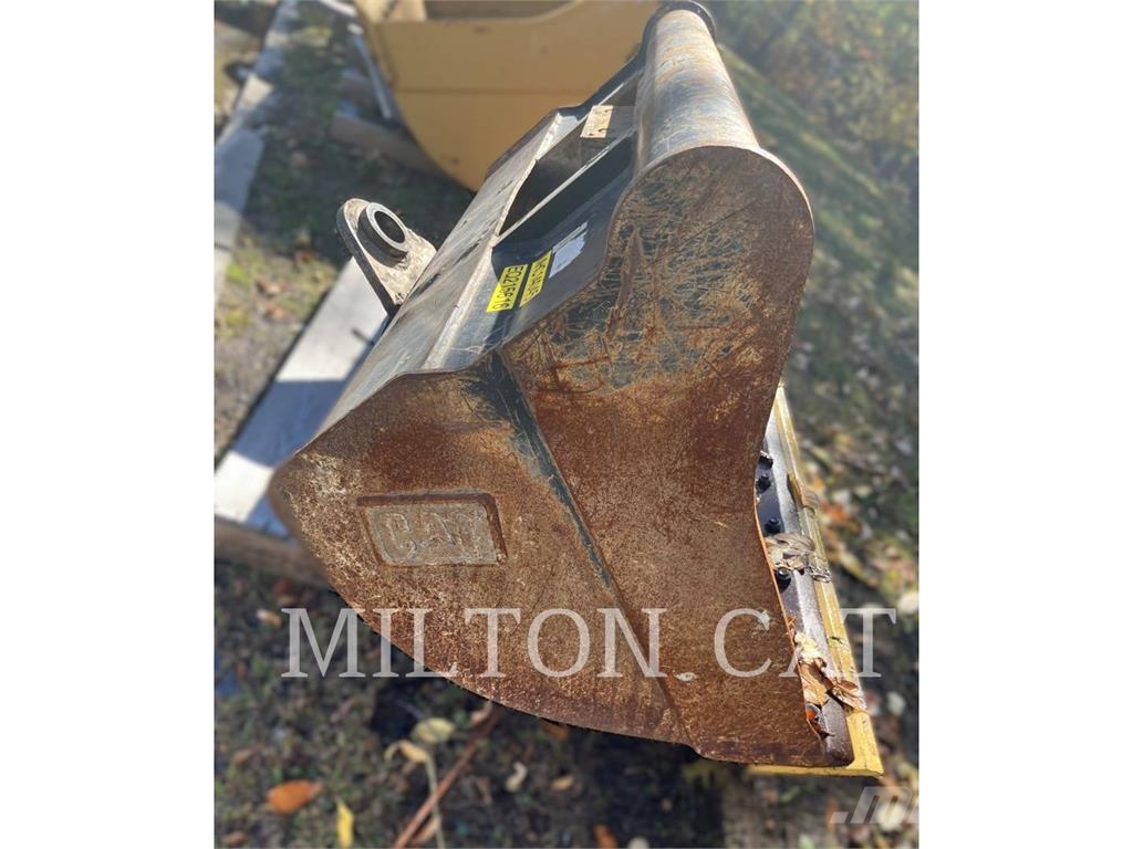 CAT M314F/M318F/M322F 60 DC BUCKET, PIN LOCK Baldes