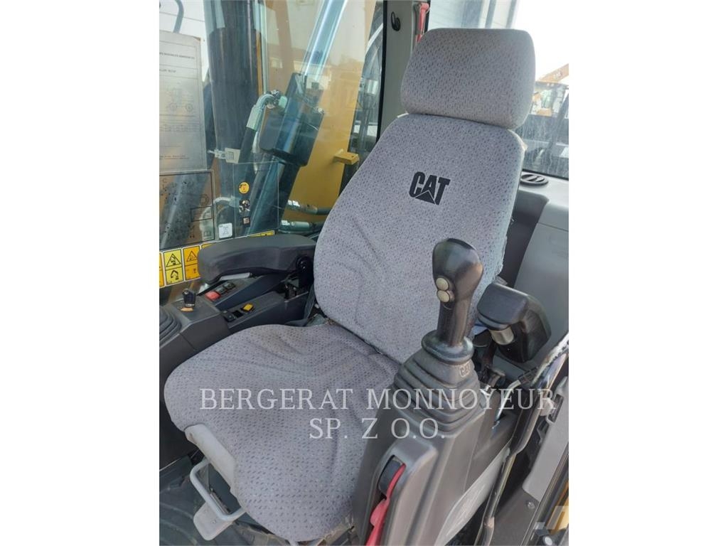 CAT M315F Ratiniai ekskavatoriai