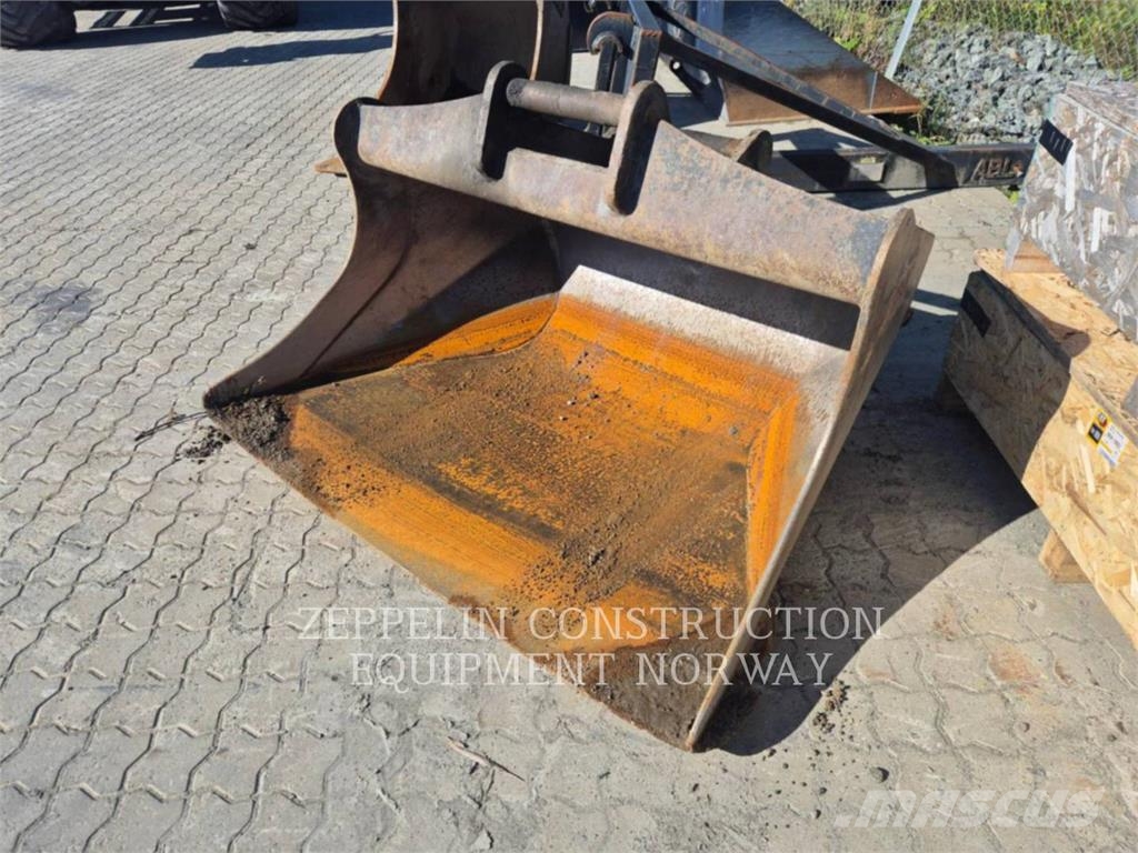 CAT M315F Wheeled excavators