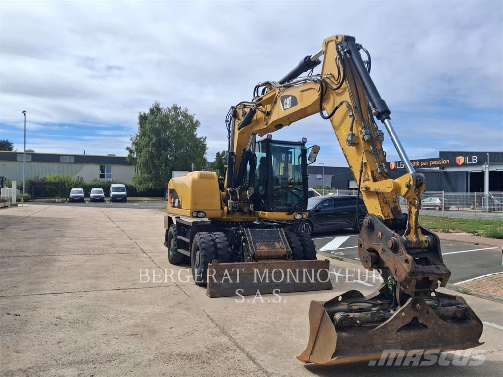 CAT M316D Pelle sur pneus