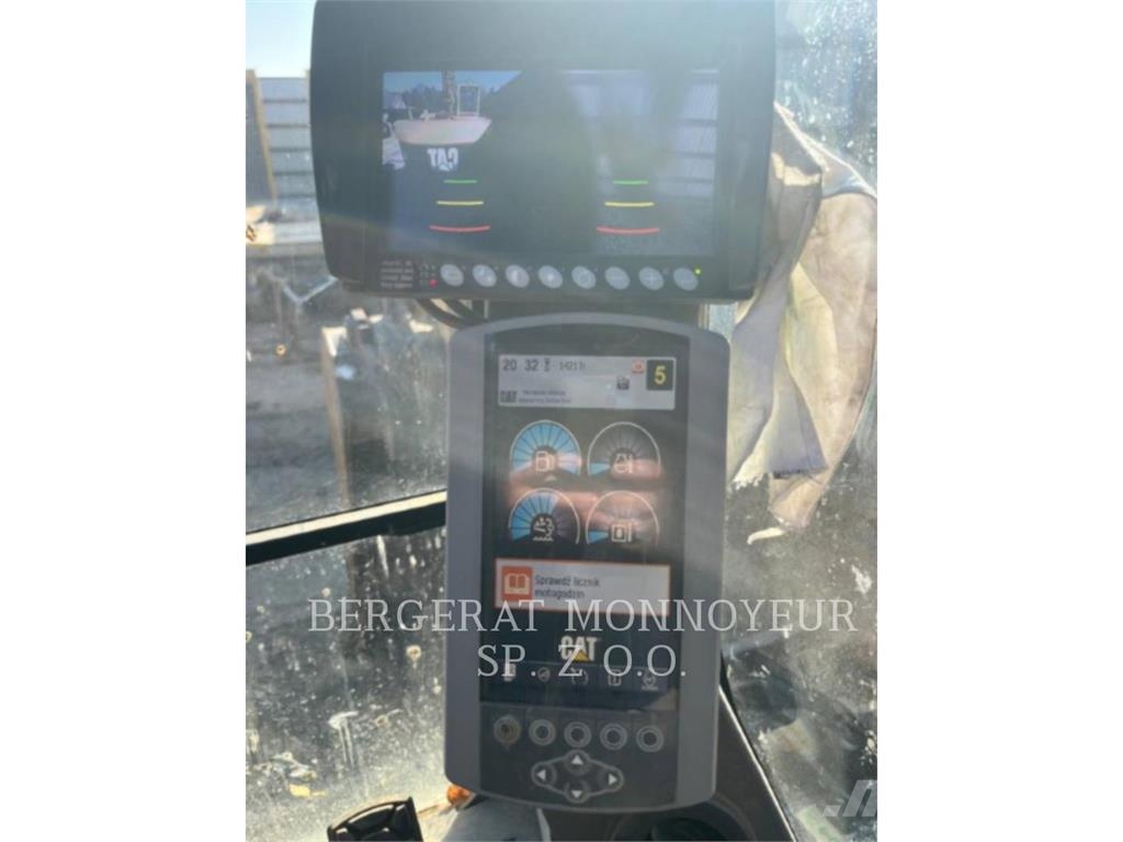 CAT M316F Wielgraafmachines