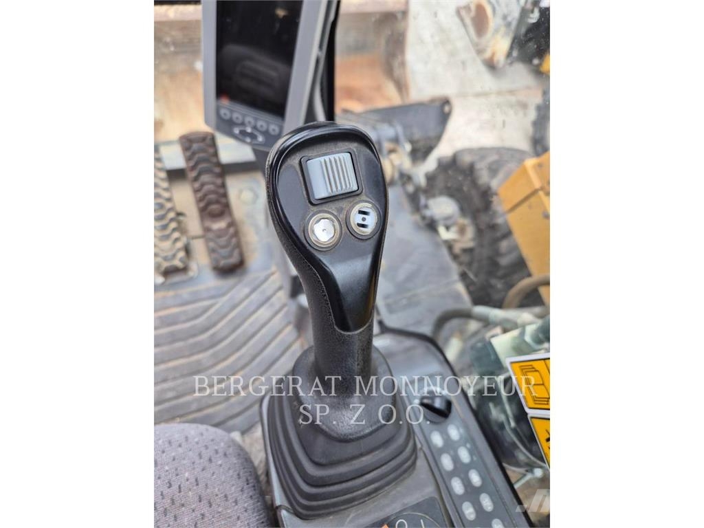 CAT M317F Excavadoras de ruedas