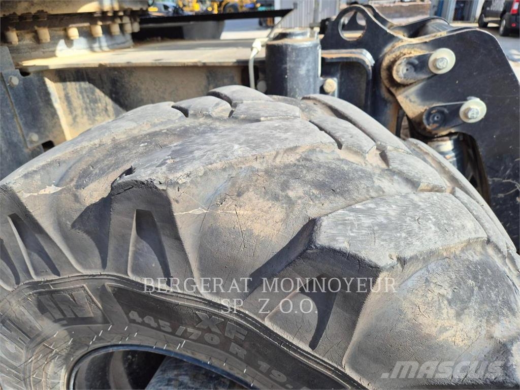 CAT M317F Excavadoras de ruedas