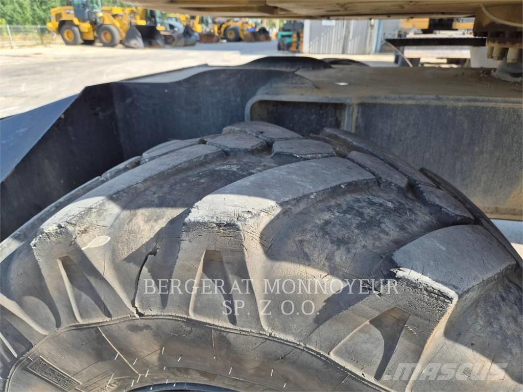 CAT M317F Excavadoras de ruedas