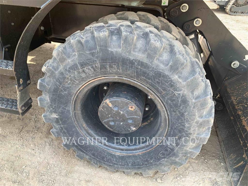 CAT M320F Mobilbagger