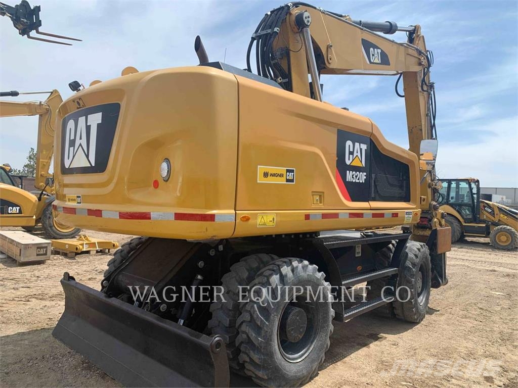 CAT M320F Mobilbagger